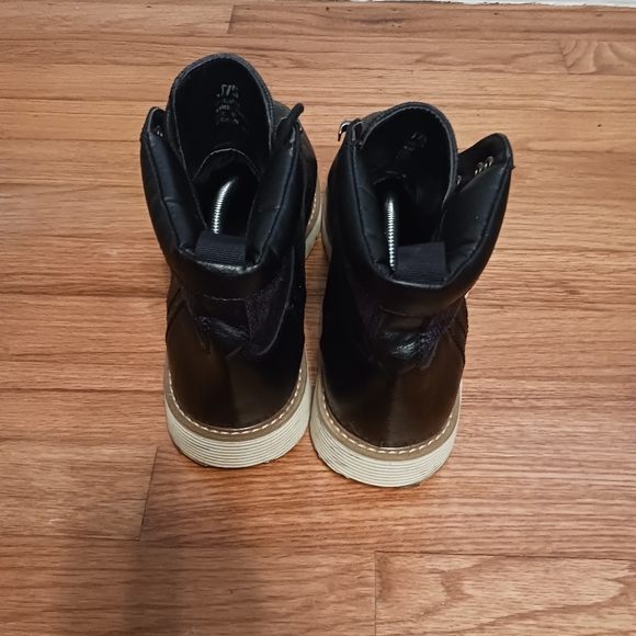 Mens boots - Picture 2 of 5